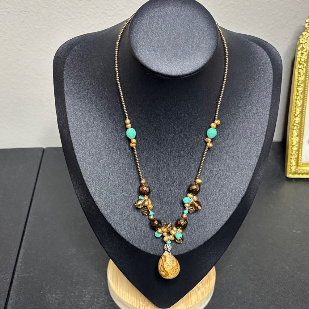 Essence Made in the USA Turquoise Beaded Southwestern Boho Necklace